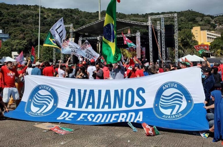 Movimento Antifa nas torcidas organizadas de SC