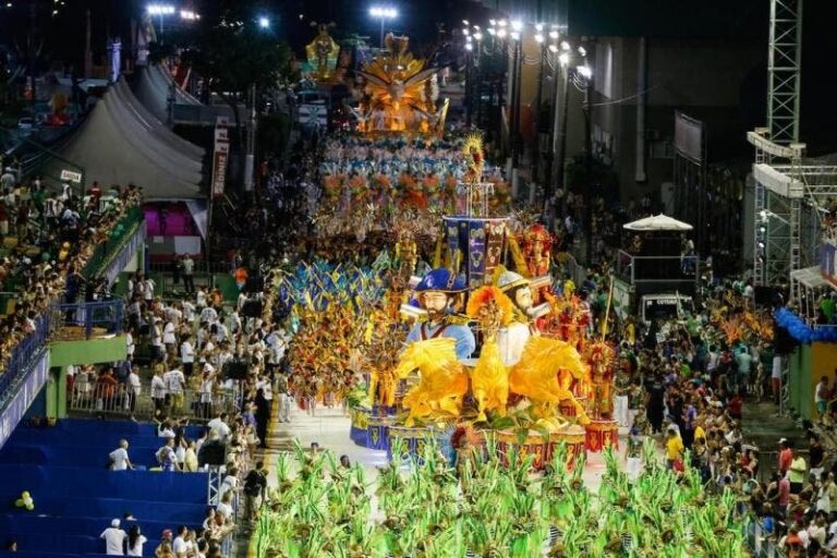 Governo sanciona lei que reconhece escola de samba como patrimônio cultural