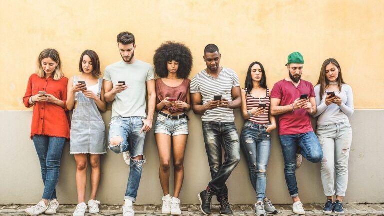 Geração Z troca buscadores por redes sociais