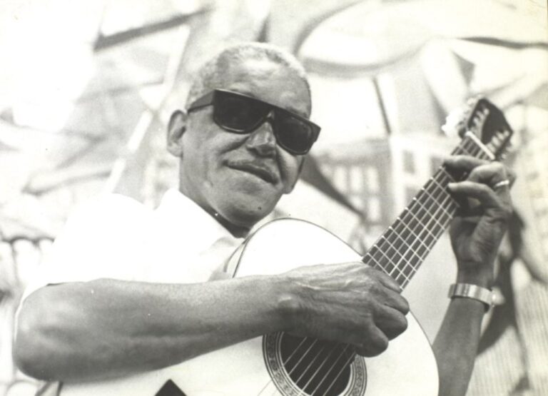 Google homenageia Cartola, baluarte da música popular brasileira