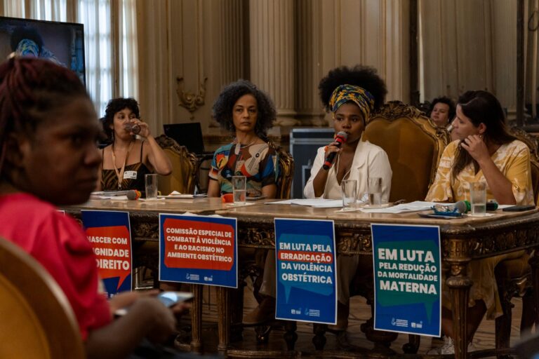 Câmara de Vereadores do Rio vai debater trabalho das Doulas no SUS
