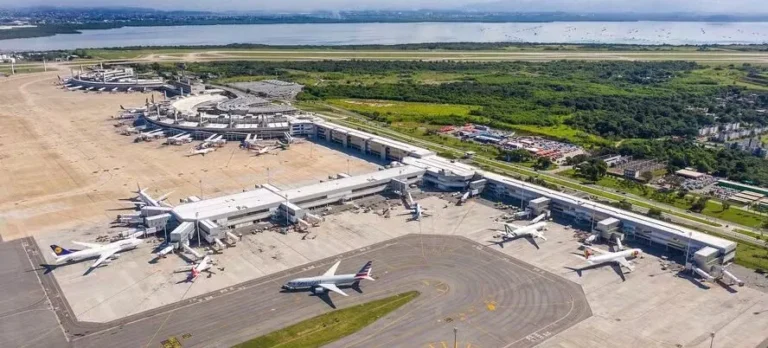 Galeão quebra recorde de passageiros internacionais em 2024