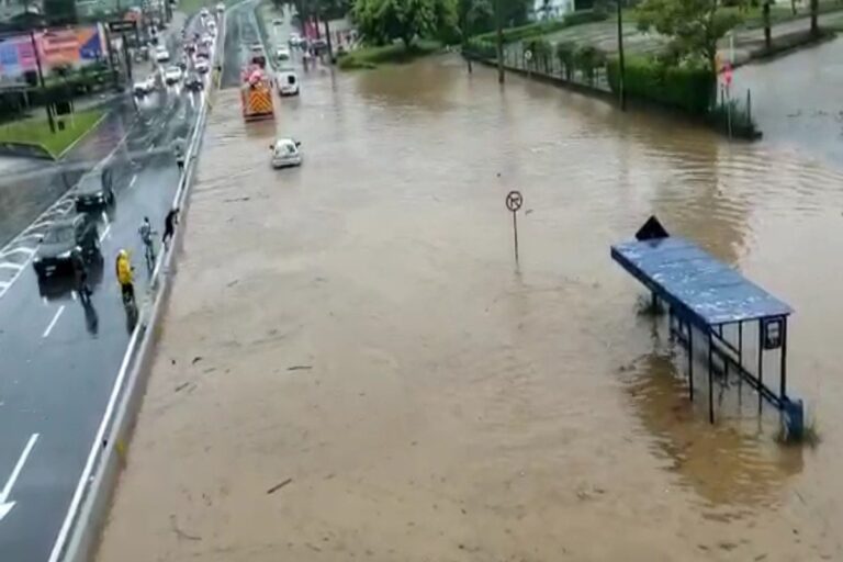 Santa Catarina em alerta vermelho para evento climático extremo nesta sexta-feira, 17