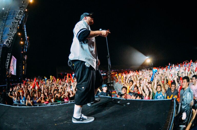 Show em homenagem ao cantor Chorão chega a Florianópolis na sexta (21)