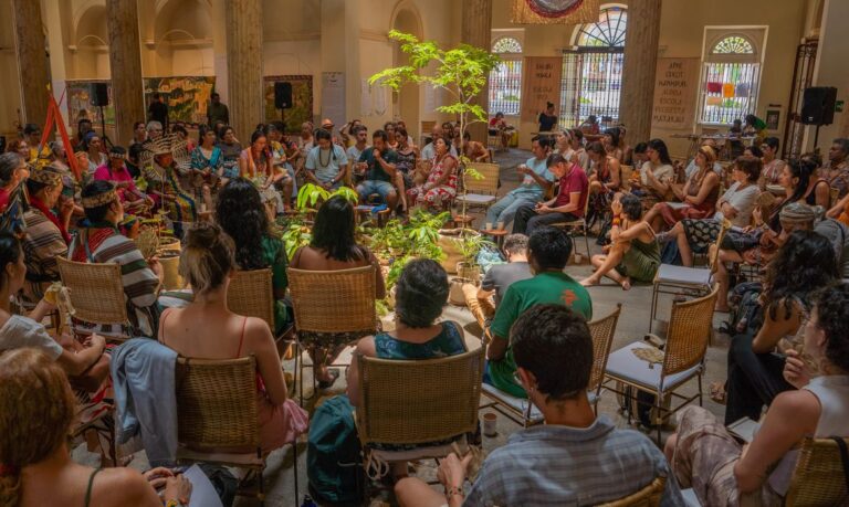 Mostra no Instituto Tomie Ohtake destaca educação e saberes indígenas