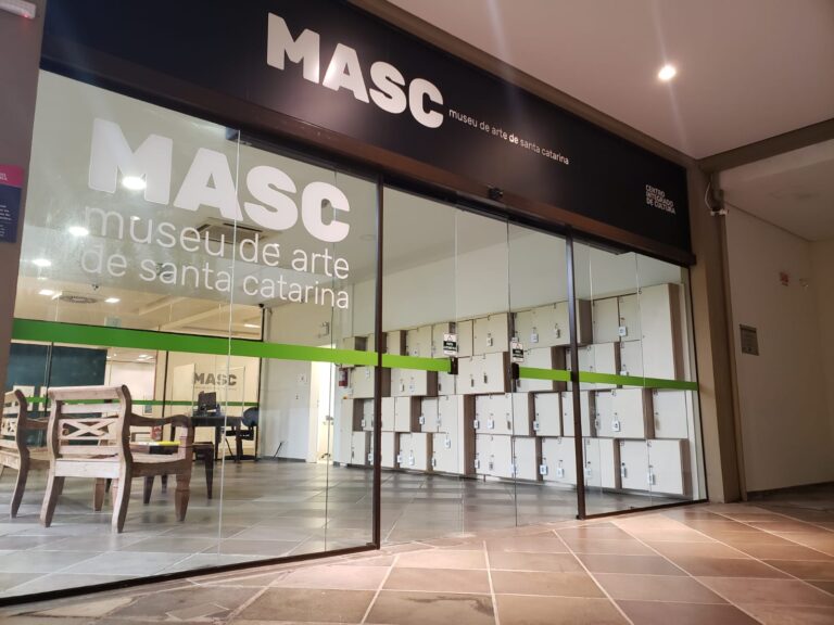 Mostra “Outras paisagens” reúne obras de 35 artistas no MASC, em Florianópolis