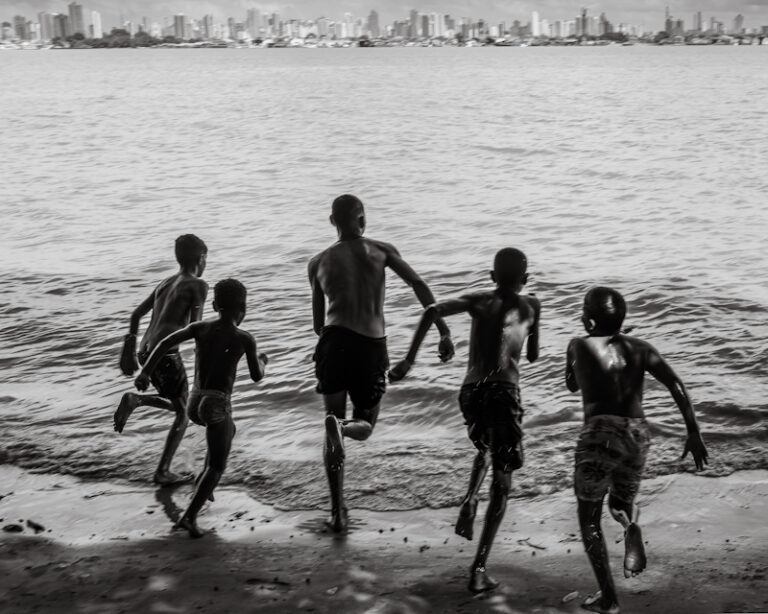 Obra sobre cotidiano amazônico vence Prêmio Badauê de Fotografia