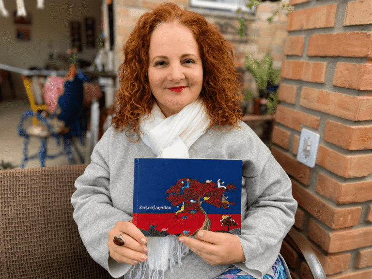 Poesia e bordado se entrelaçam em livro que será lançado em Florianópolis