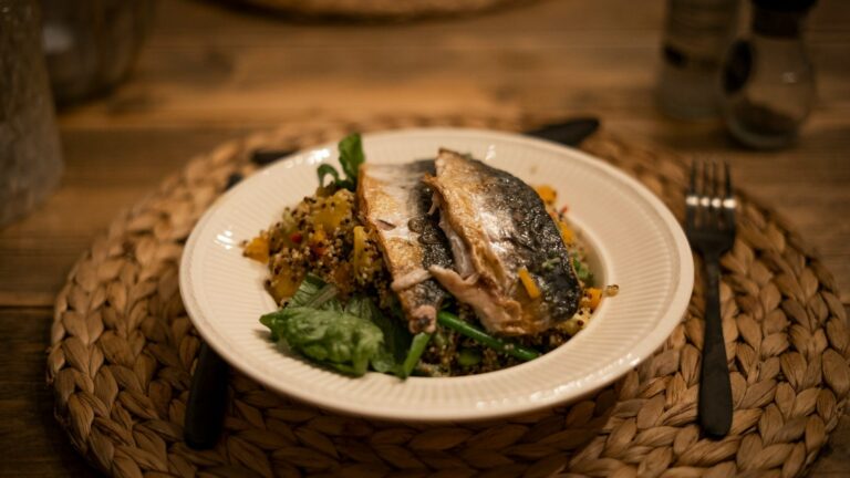 Pescados da costa brasileira superam carnes em nutrientes, mas seguem pouco consumidos